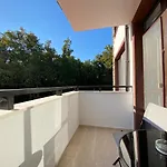The Paradise מלון דירות 3*