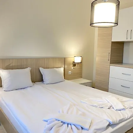 The Paradise Апартхотел Приморско