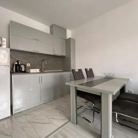 The Paradise Apartmanhotel