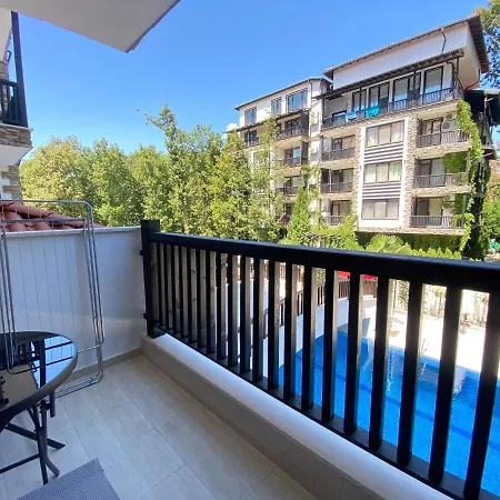 The Paradise 3* Primorszko