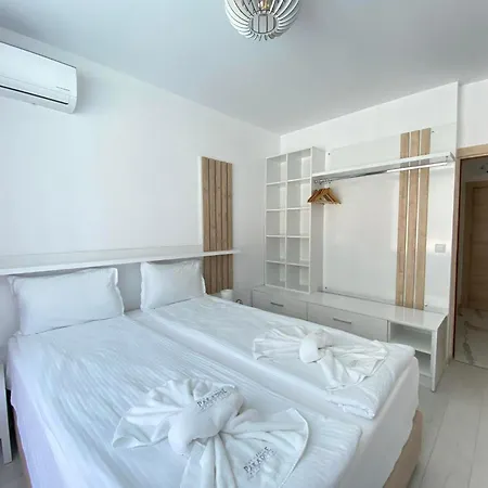 Apartmanhotel The Paradise 3*