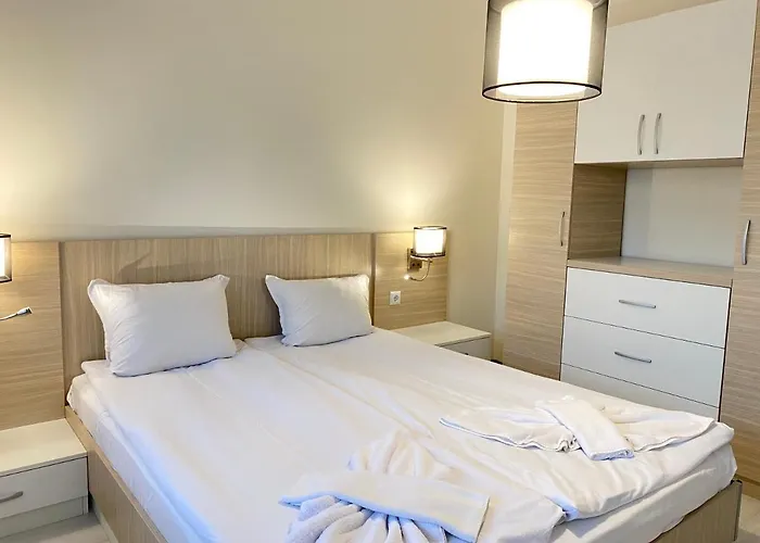 The Paradise מלון דירות פרימורסקו