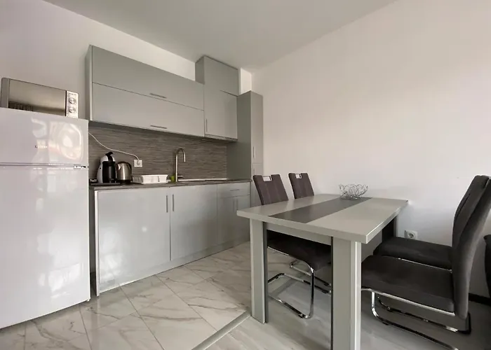 The Paradise מלון דירות