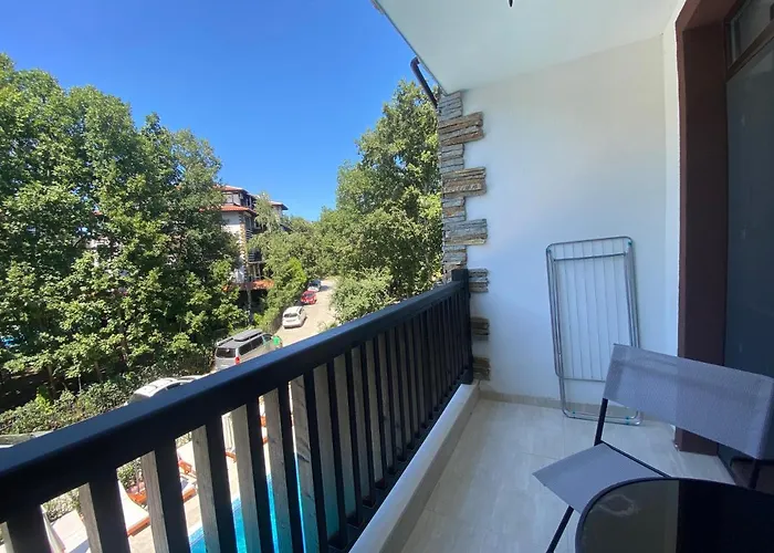 The Paradise מלון דירות פרימורסקו