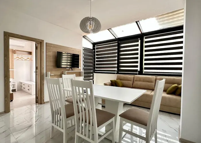 The Paradise Aparthotel 3*