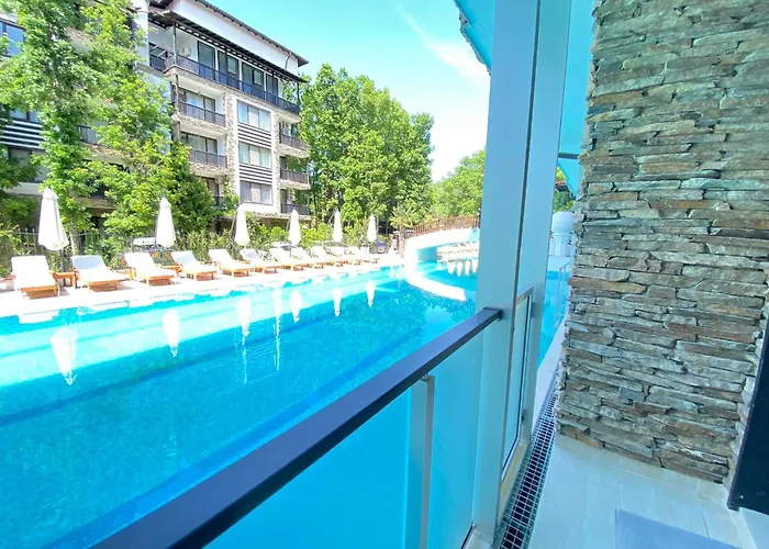 The Paradise מלון דירות 3*